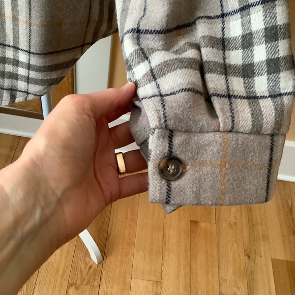 C'EST MOI Beige Plaid Shirt Jacket O/S - Picture 6 of 11